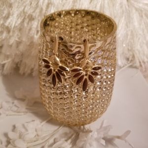 Brown Matte Hold Earrings